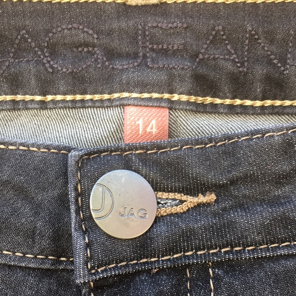 New! Jag Jeans Girlfriend Gray Distressed Mid Rise Stretch Jeans size 14 - Picture 9 of 13